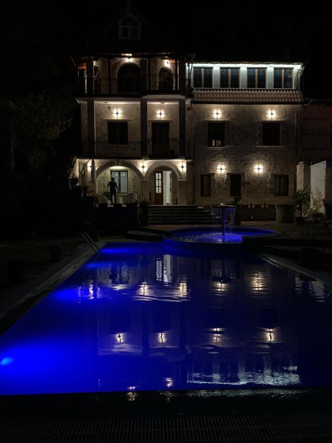 Villa Celaj “The Castle” Krujë Buitenkant foto