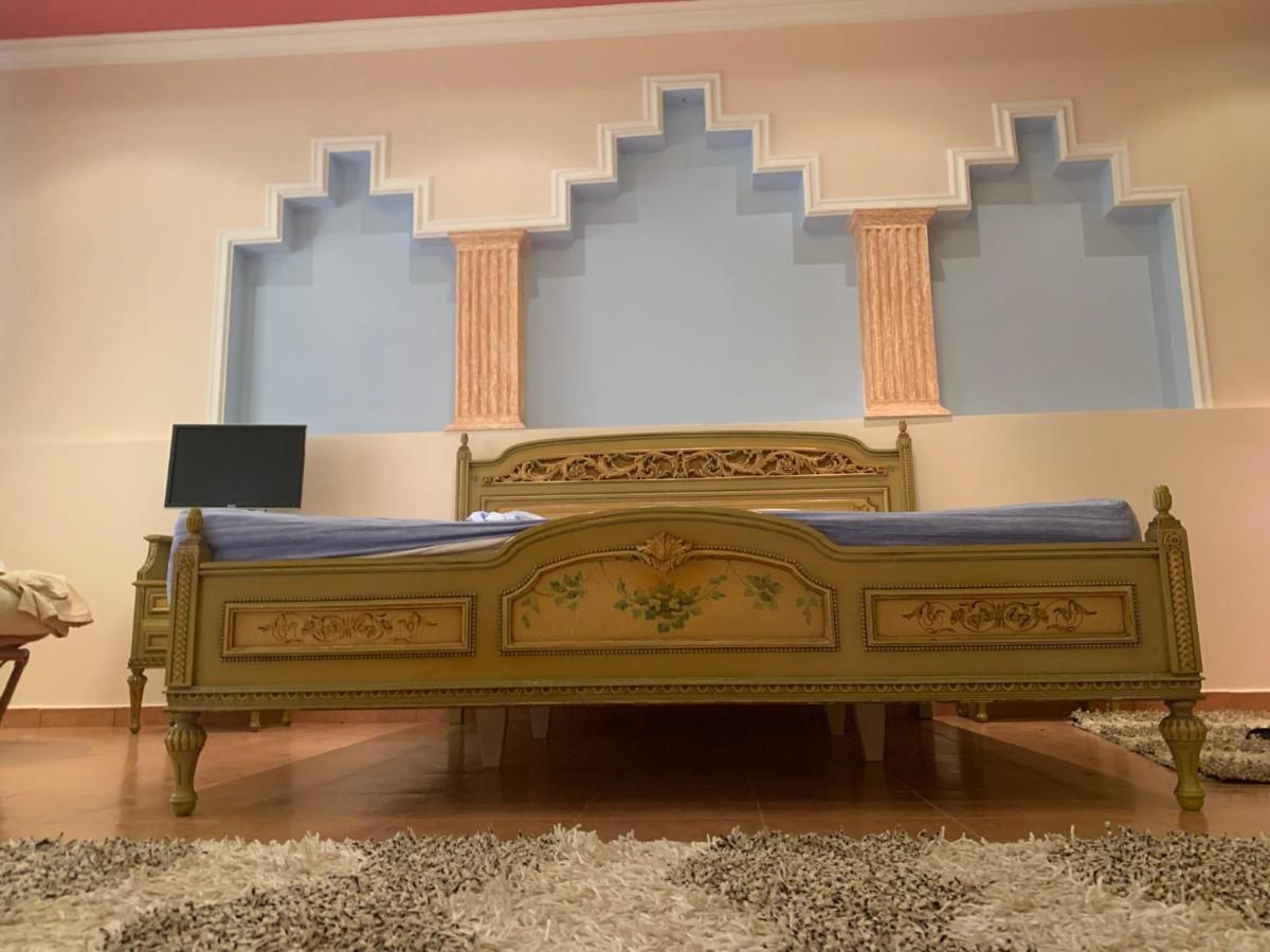 Villa Celaj “The Castle” Krujë Buitenkant foto